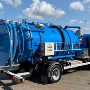 foto 6m3 FUSO Canter 9C18