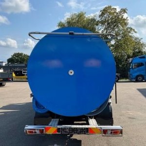 foto 6m3 FUSO Canter 9C18