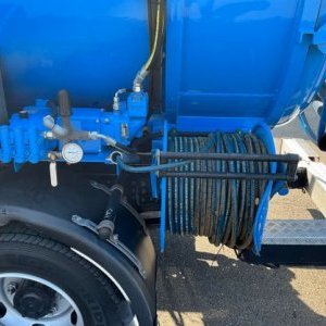 foto 6m3 FUSO Canter 9C18